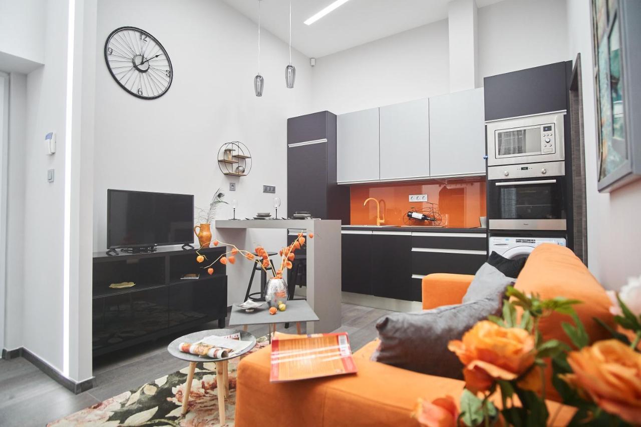 W18 Design - Downtown דירה בודפשט