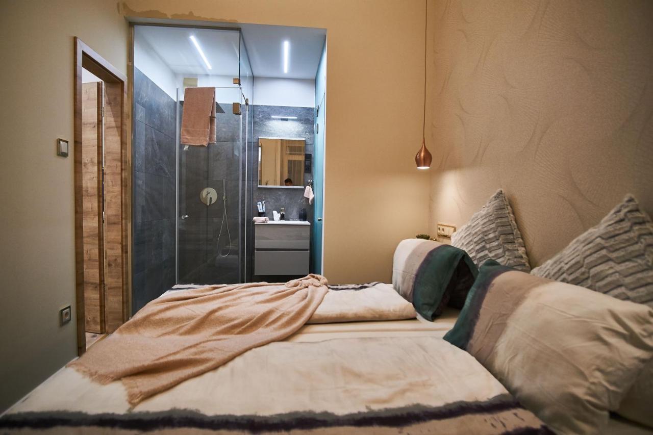 W18 Design - Downtown Apartament *